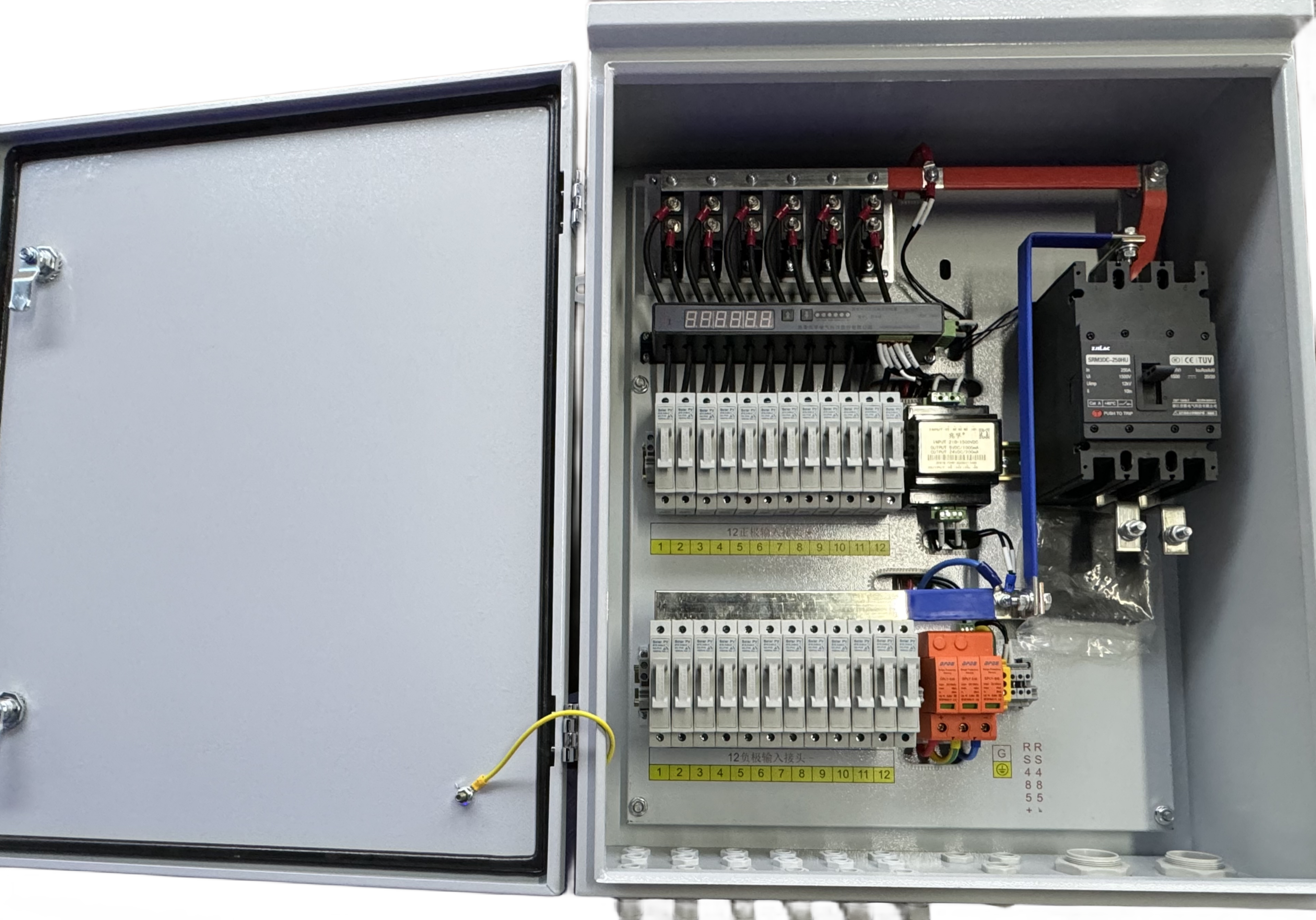 Optimierung von Home Solar Systems: Die Rolle von ZJSLAC DC -Kombinationsboxen in häuslichen Solarenergie -Lösungen